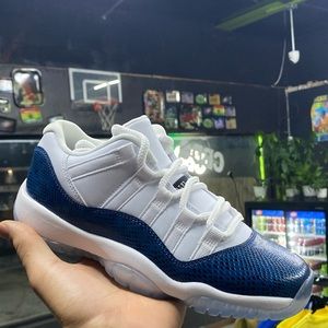 Retro snake skin 11’s sz 5.5y brand new never worn